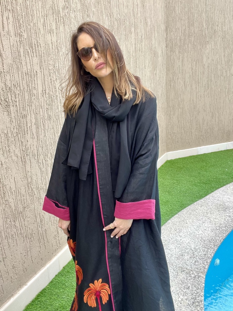 Black /fushia kimono