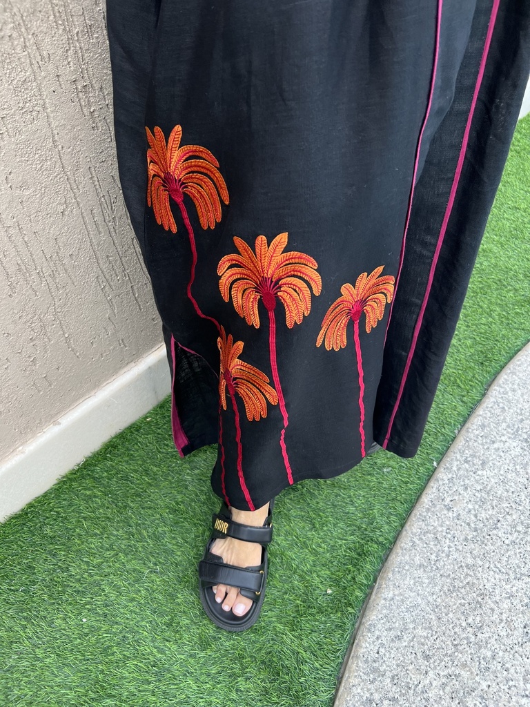 Black /fushia kimono